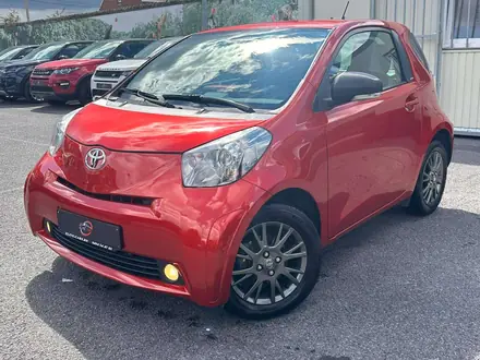 Toyota iQ