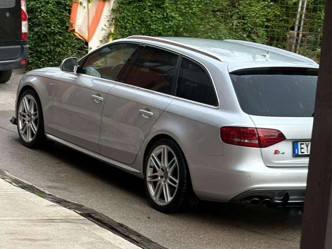 Audi S4