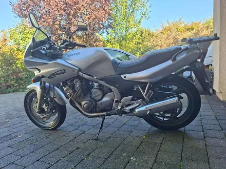 Yamaha XJ 600
