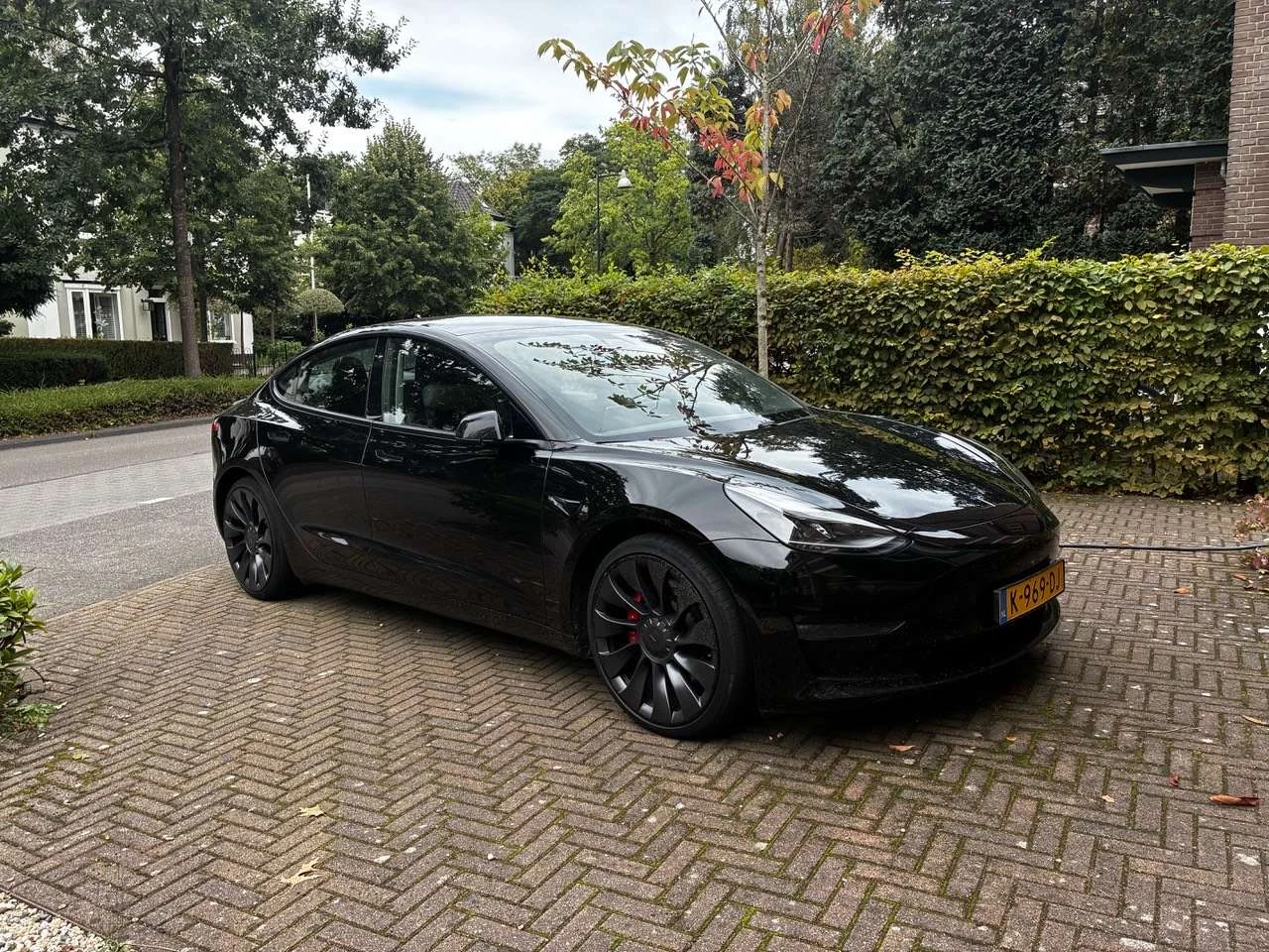 Tesla Model 3 undefined