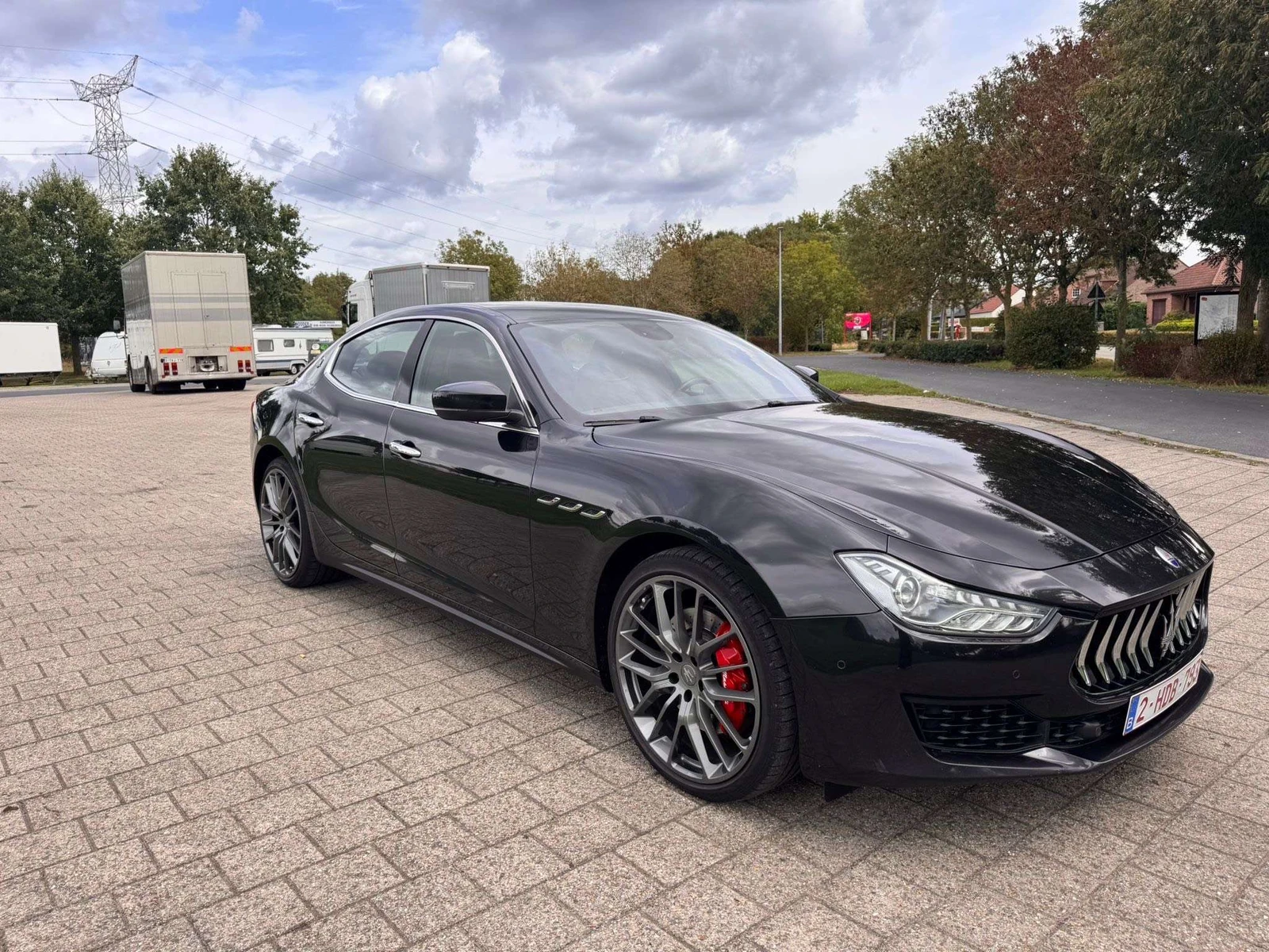 Maserati Ghibli undefined