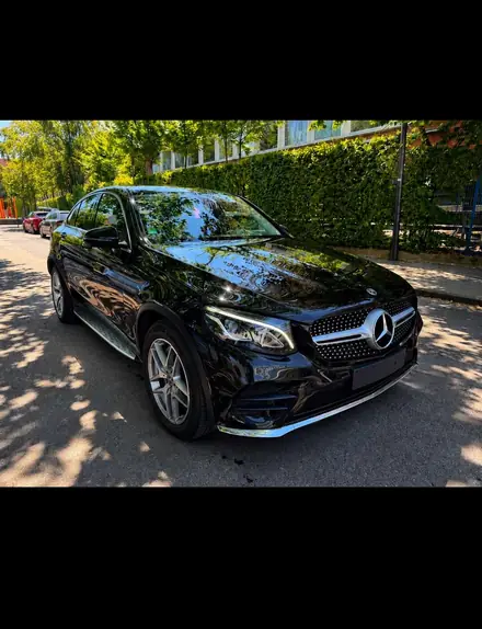 Mercedes-Benz GLC 220