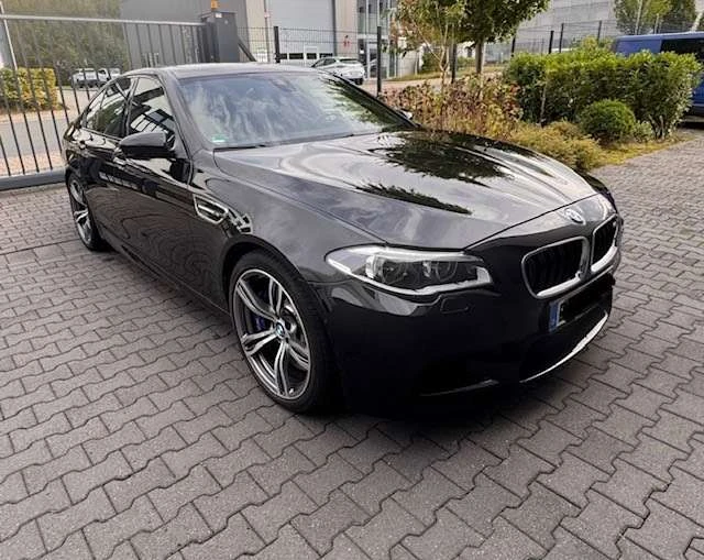 BMW M5 undefined