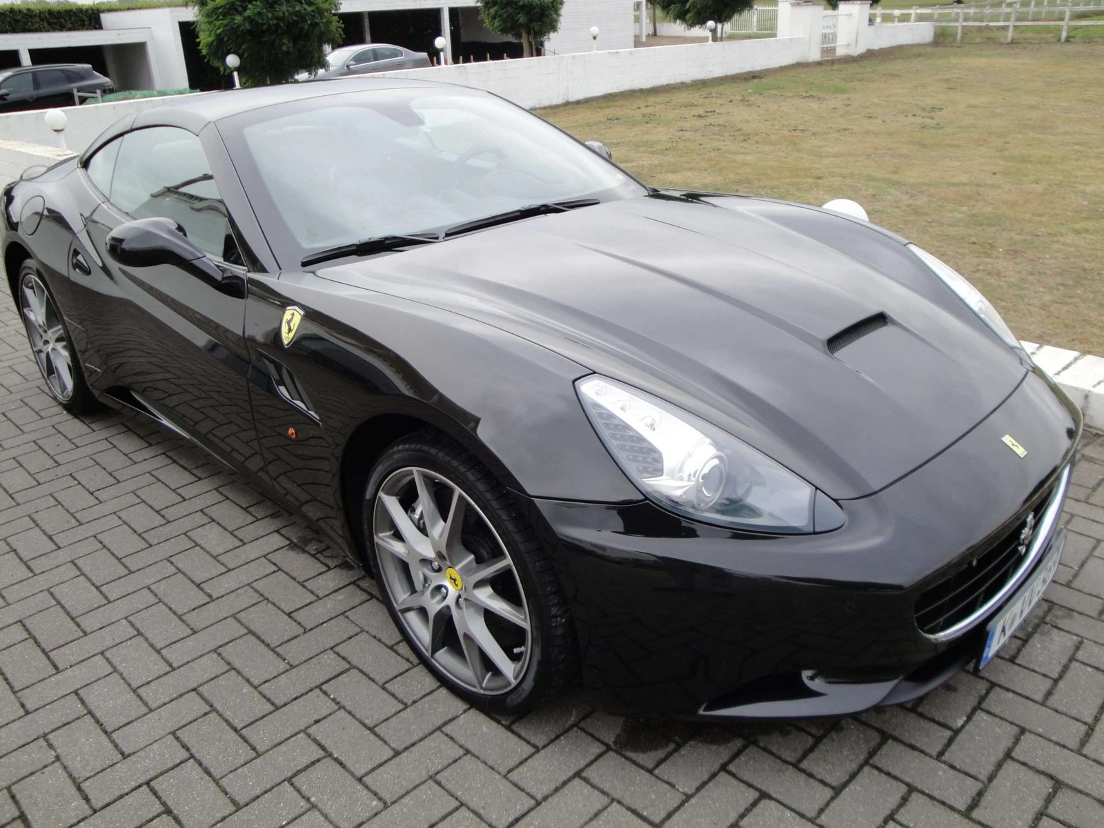 Ferrari California undefined