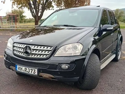 Mercedes-Benz ML 320