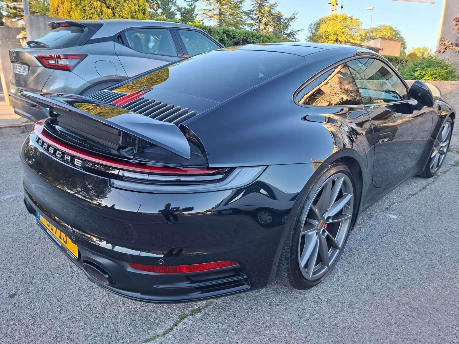 Porsche 992 undefined
