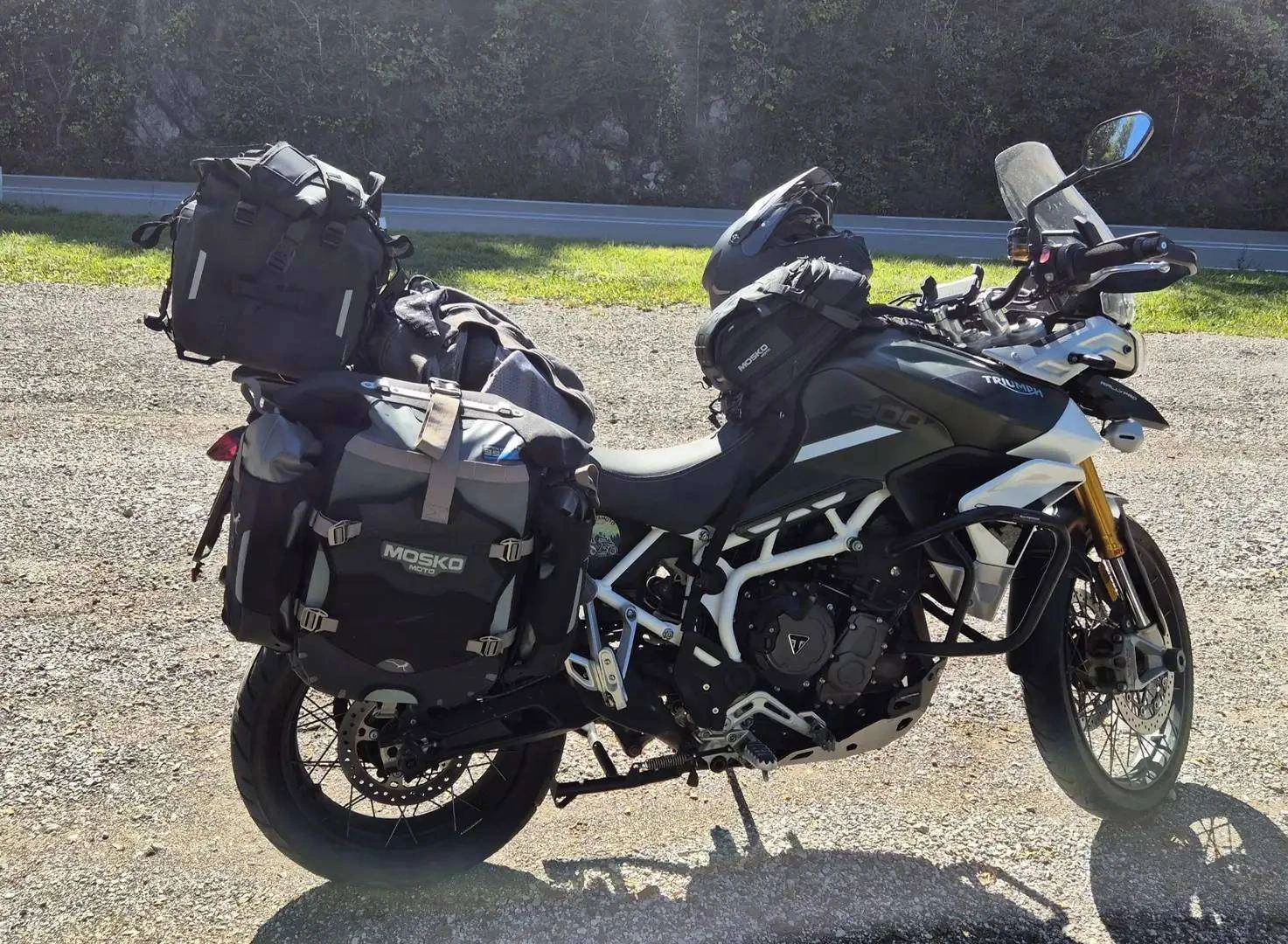 Triumph Tiger 900
