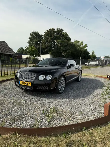 Bentley Continental GTC