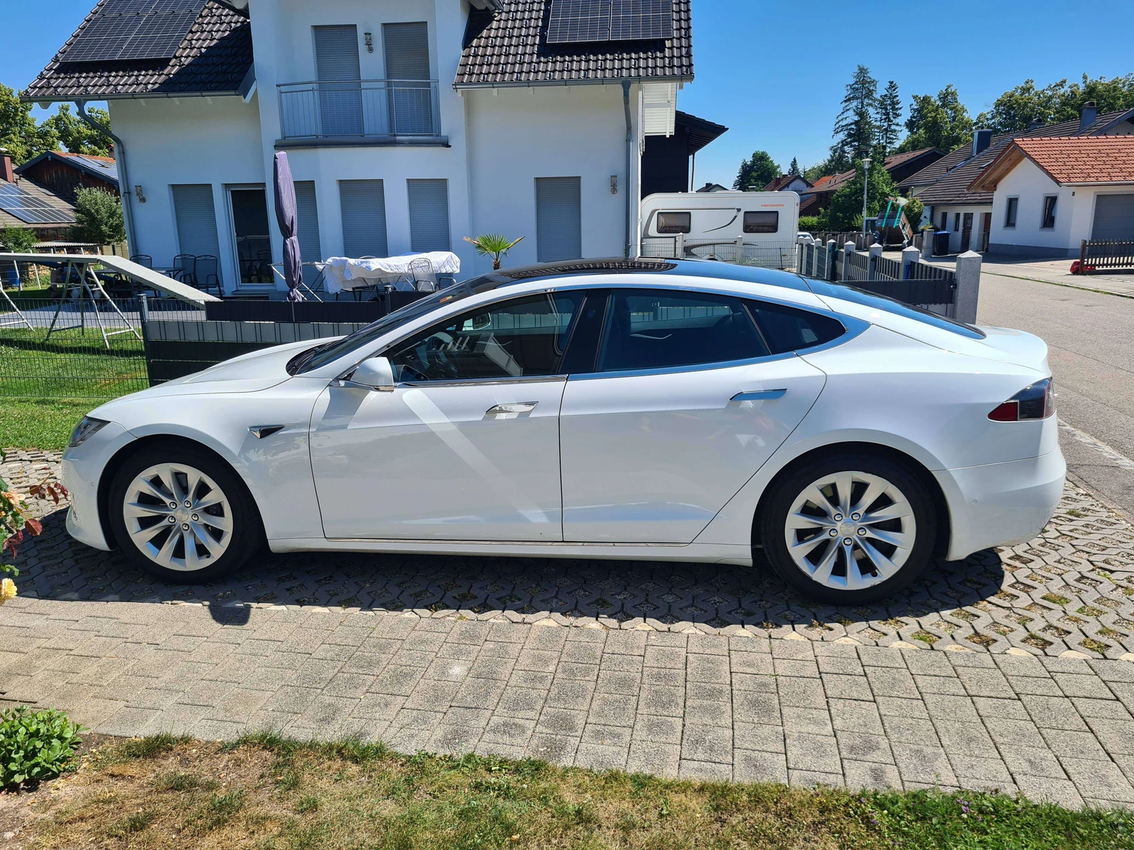 Tesla Model S undefined