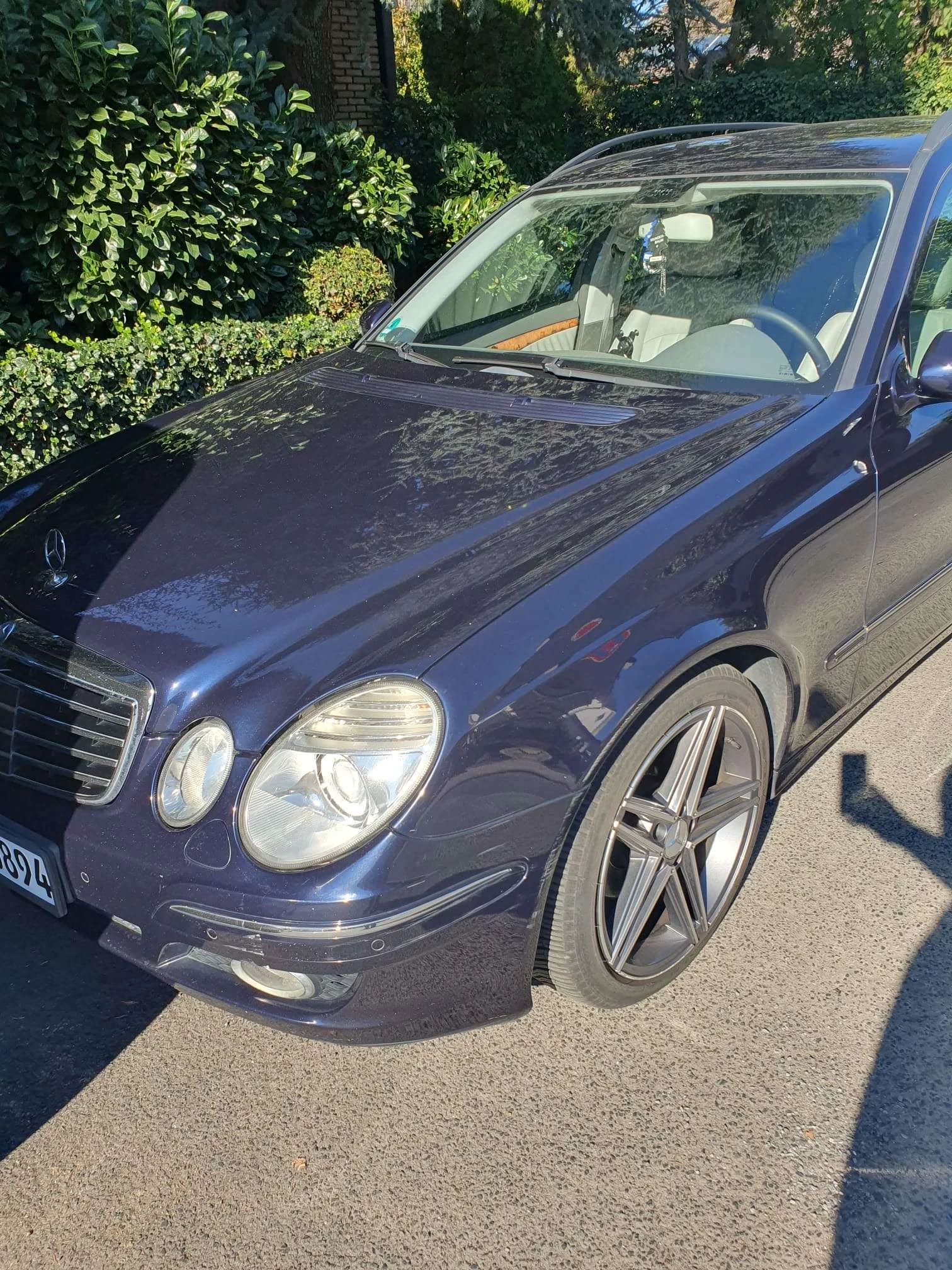 Mercedes-Benz E 220