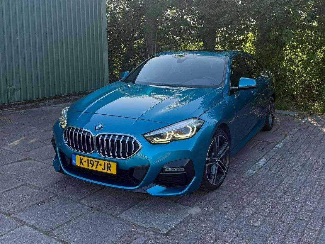 BMW 218