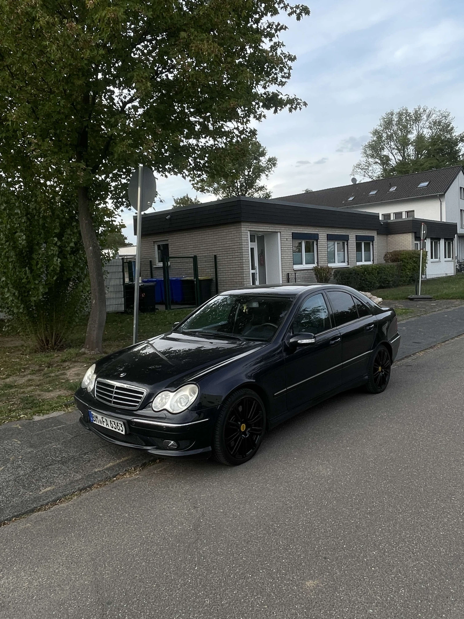 Mercedes-Benz C 320