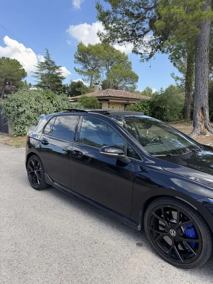 Volkswagen Golf R