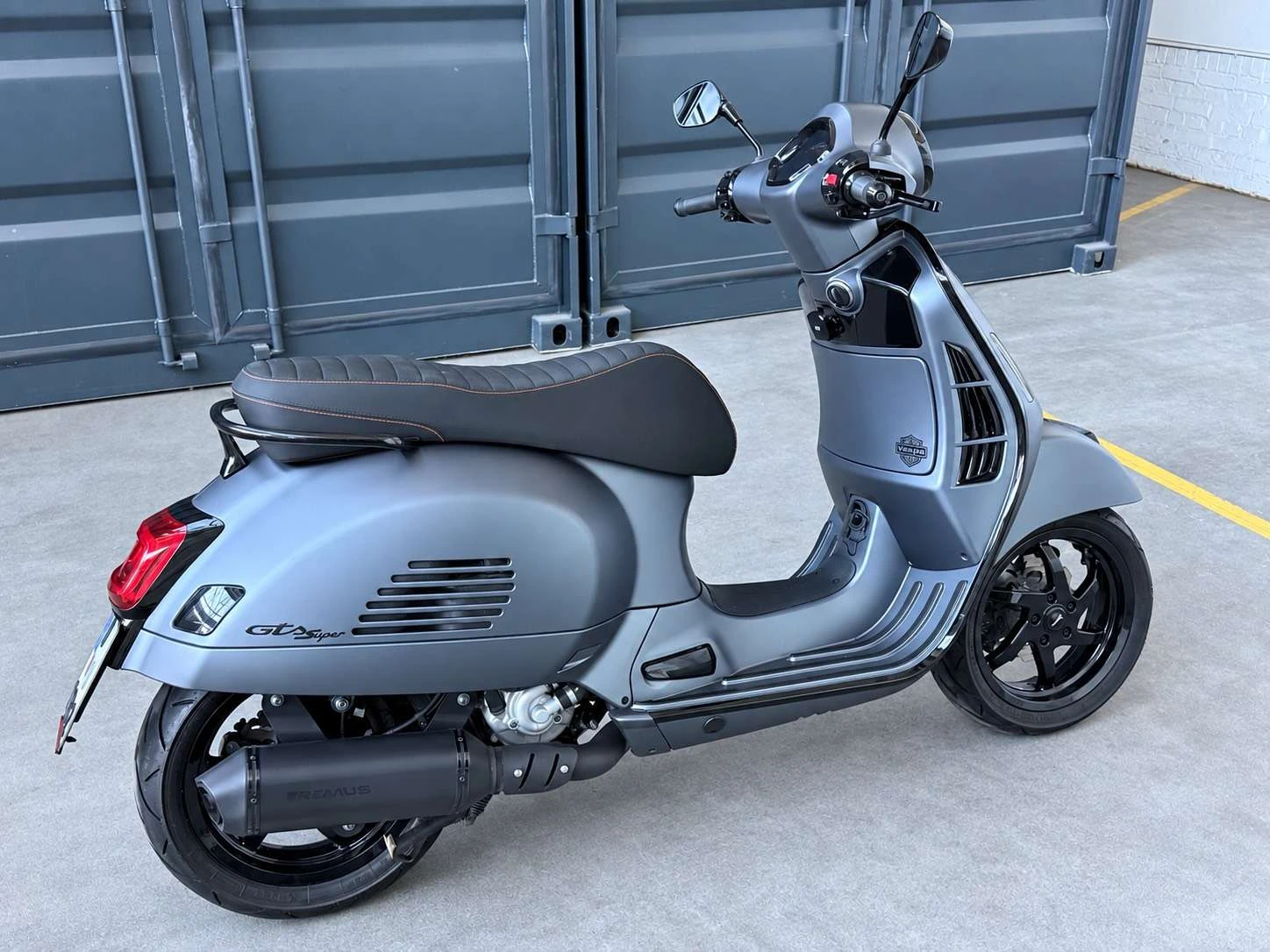 Vespa GTS Super Sport 300