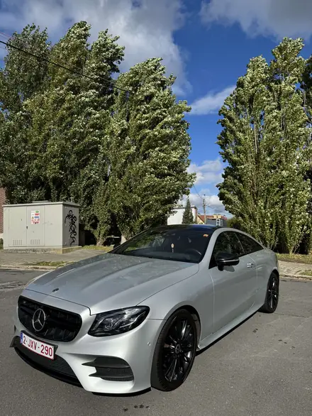 Mercedes-Benz E 220