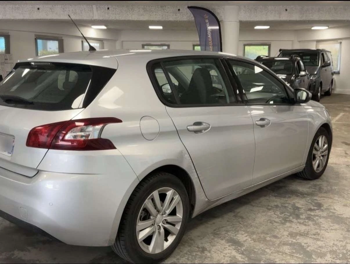 Peugeot 308