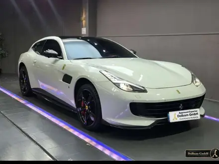 Ferrari GTC4 Lusso