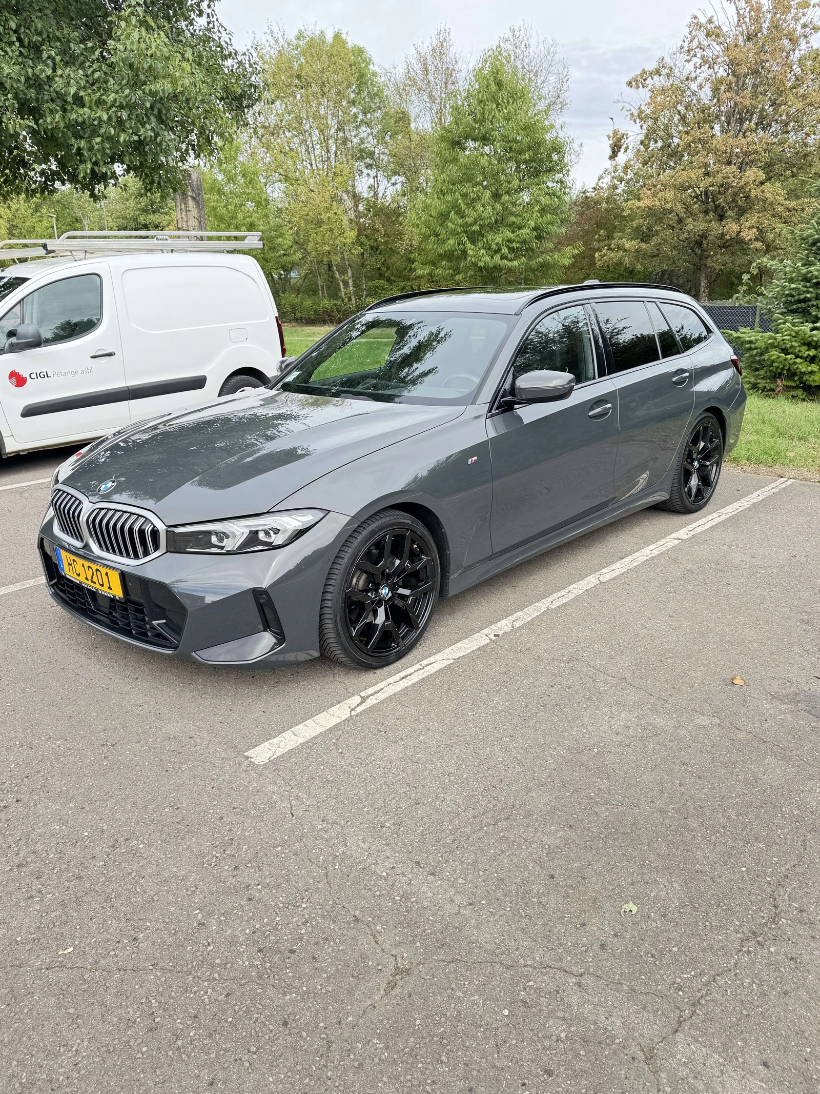 BMW 320