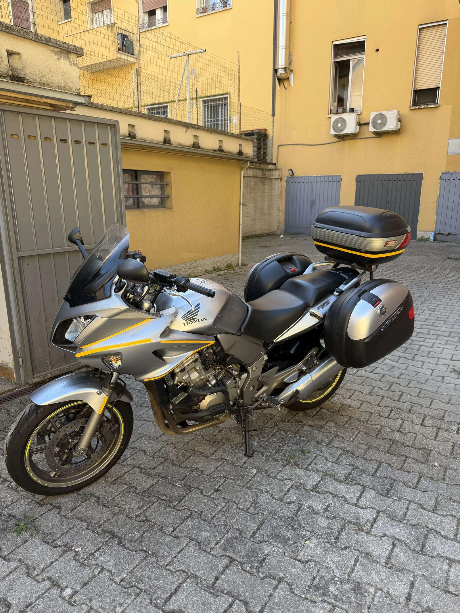 Honda CBF 1000 undefined
